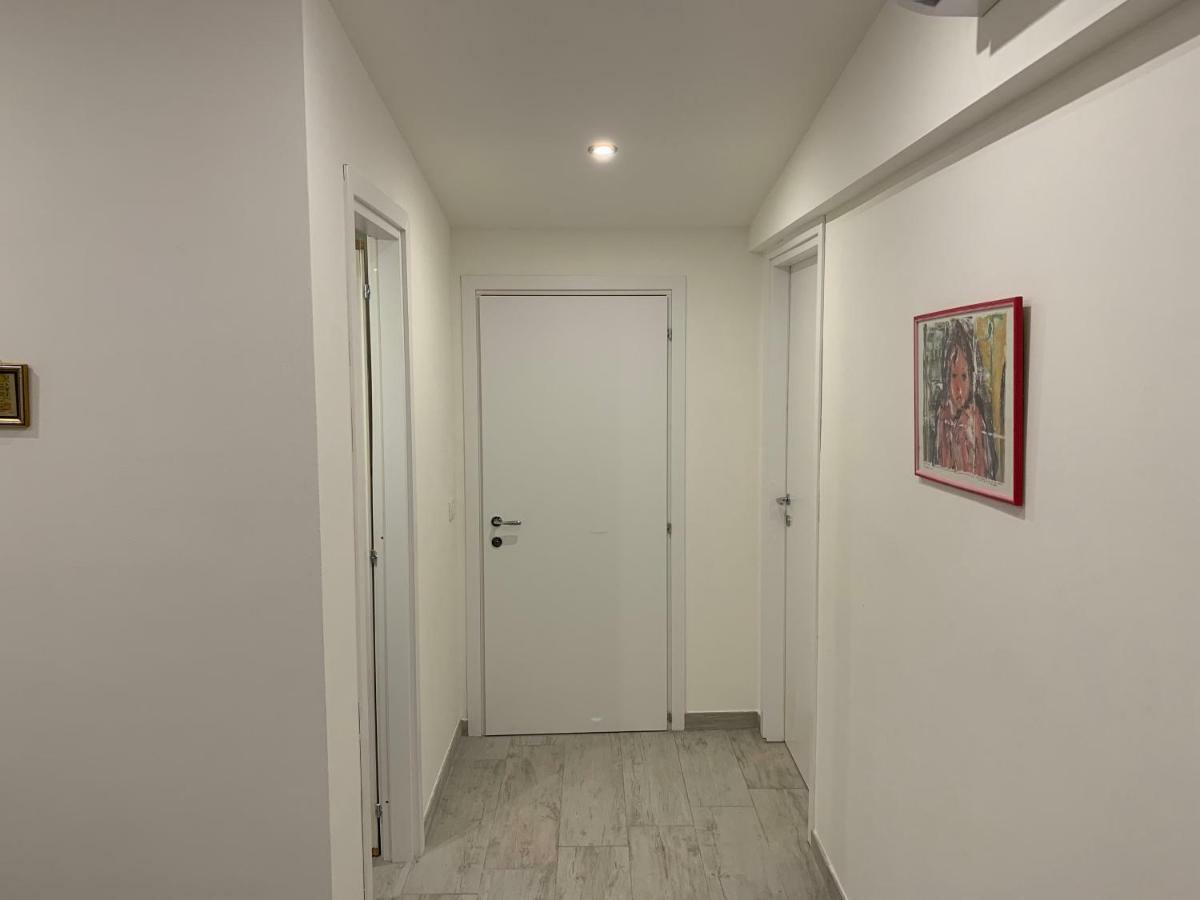 Deni'S Apartments Per 4 Syracuse Exterior photo